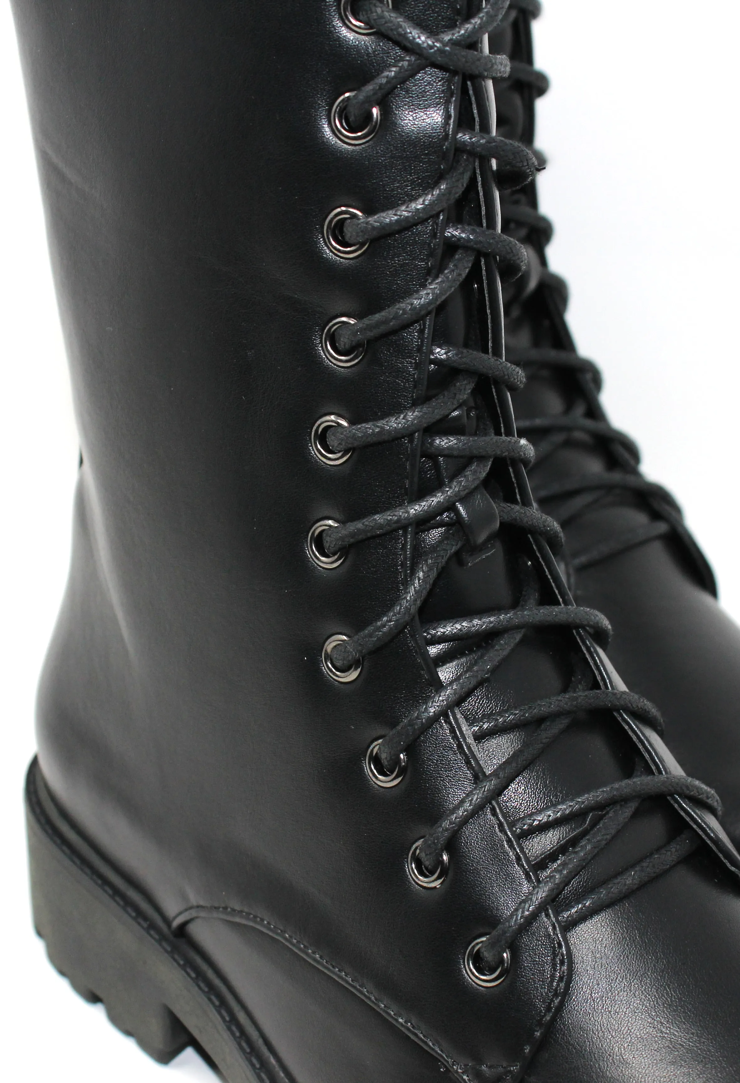 10 Eye Black Laced Boot