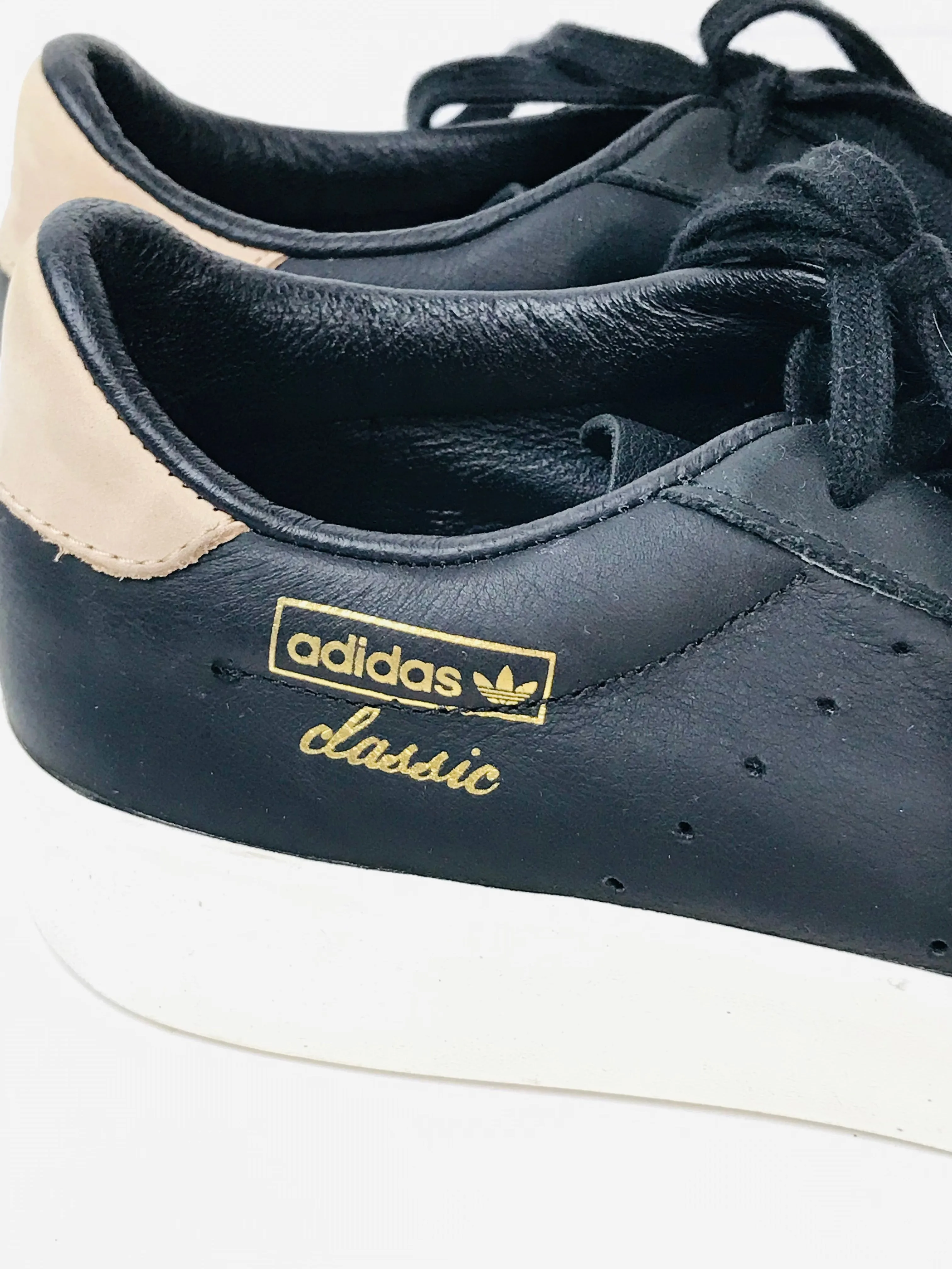 Adidas Women's Classic Leather Trainers | UK6 | Black