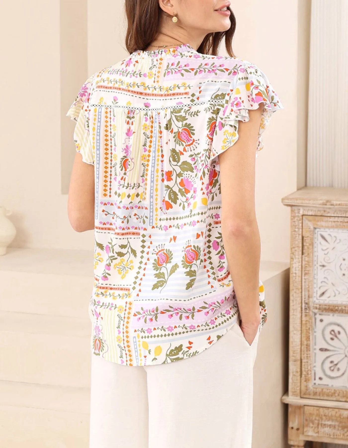 Jojo Flutter Sleeve V Neck Top in Multi Floral