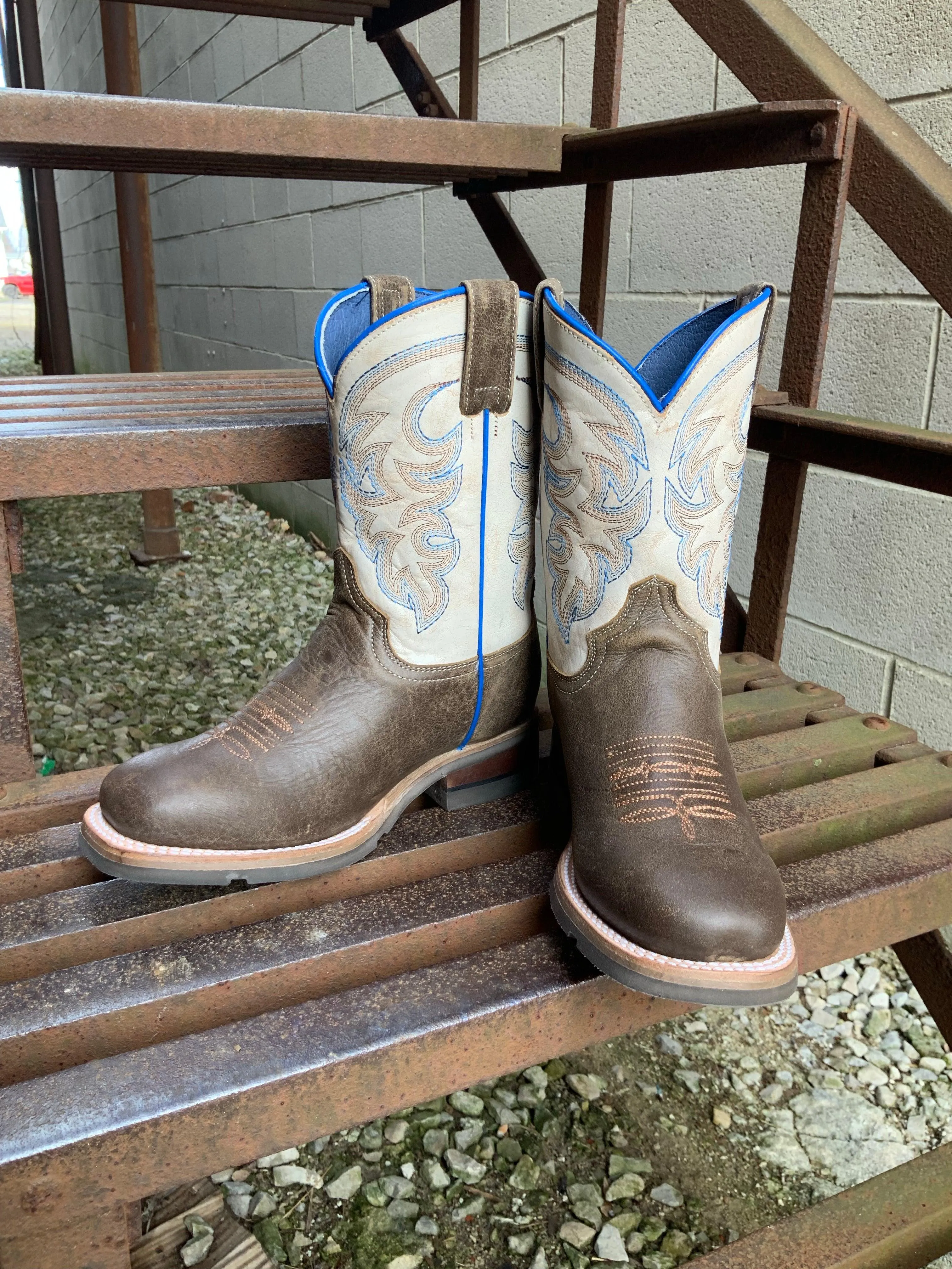 Roper Boy's Child and Youth Vintage Brown Square Toe Cowboy Boots 7019-8246