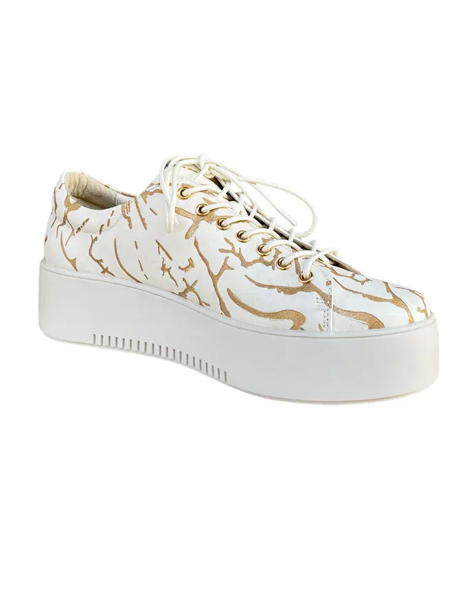 Wolfies Sneaker Almond & Gold